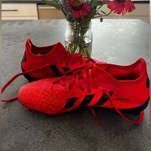 Adidas predator multi-surface soccer cleats size 38.